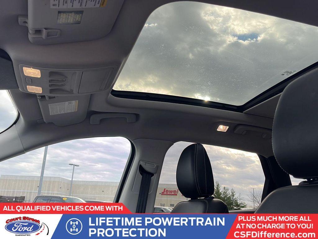 used 2022 Ford Escape car, priced at $28,612