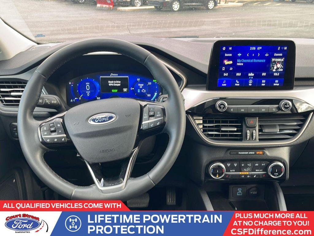 used 2022 Ford Escape car, priced at $28,612