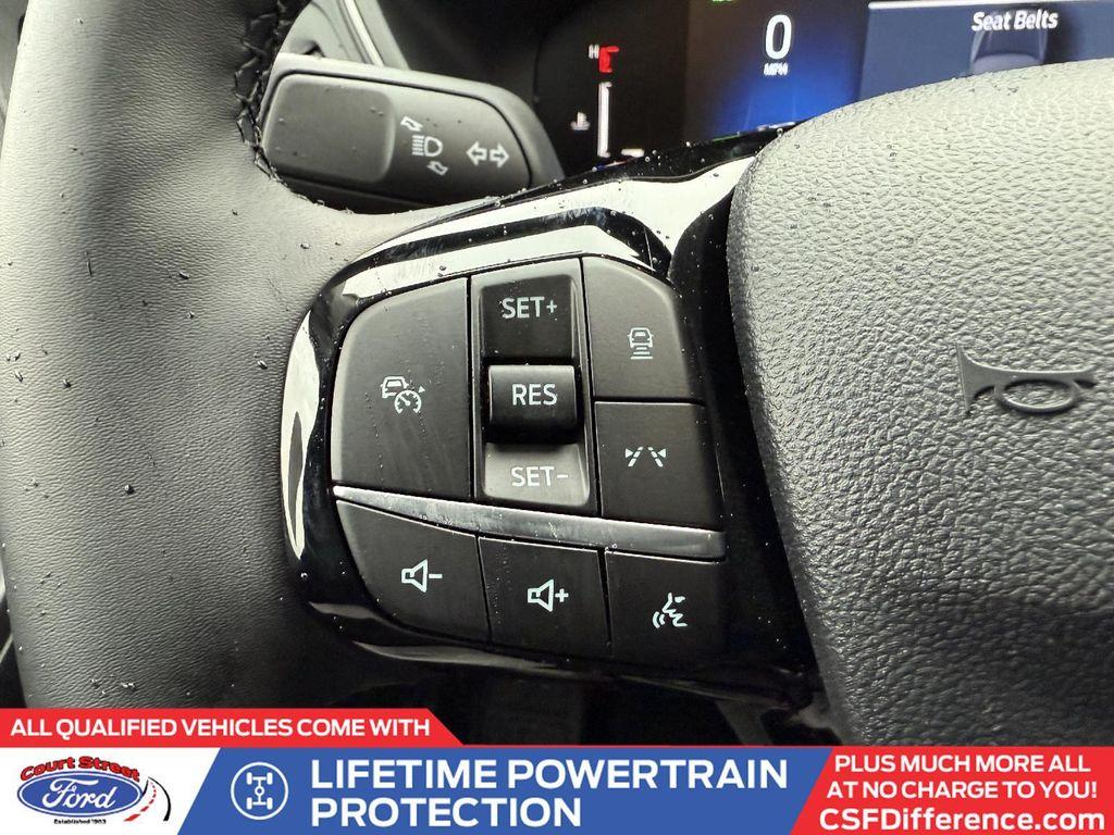 new 2025 Ford Escape PHEV car, priced at $32,000