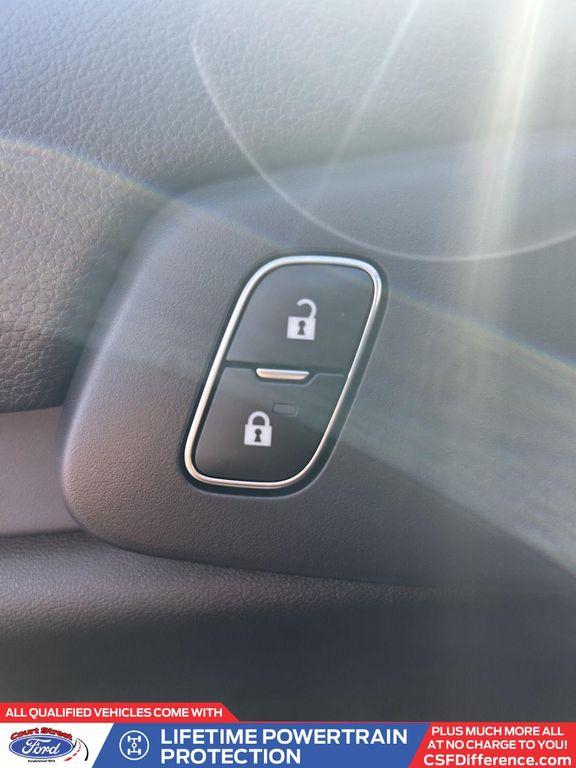 new 2025 Ford Ranger car, priced at $43,840