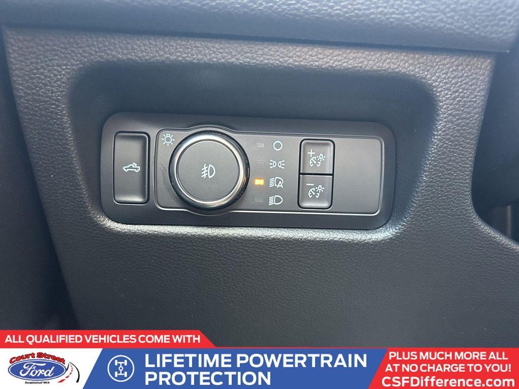 new 2025 Ford Ranger car, priced at $43,840