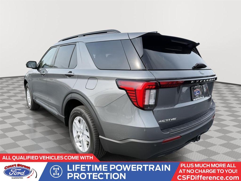 new 2025 Ford Explorer car, priced at $43,805