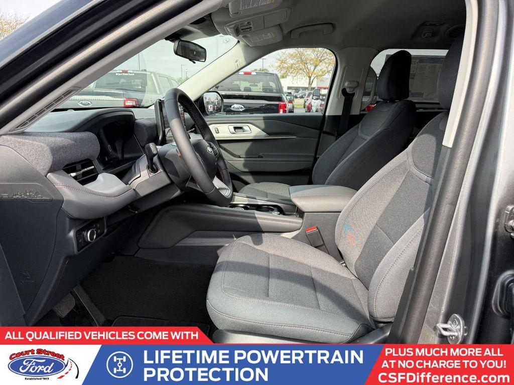 new 2025 Ford Explorer car, priced at $43,805
