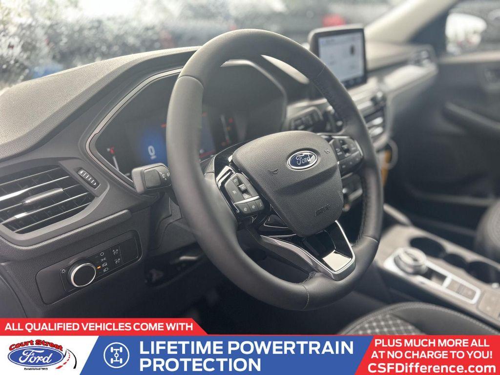 new 2025 Ford Escape car, priced at $25,300