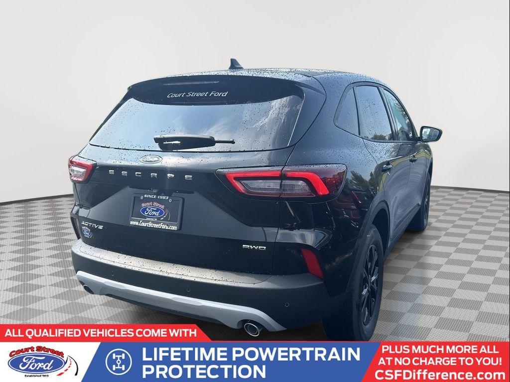 new 2025 Ford Escape car, priced at $31,288