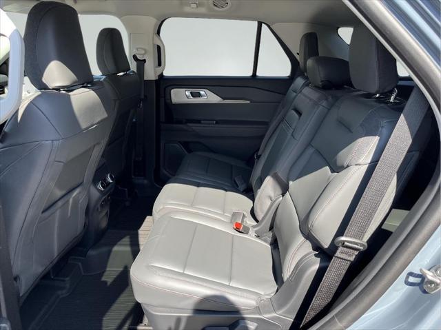 new 2025 Ford Explorer car, priced at $45,913