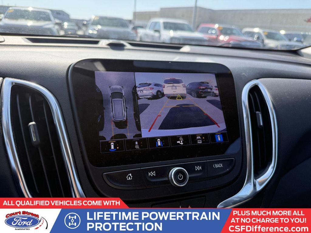 used 2022 Chevrolet Equinox car, priced at $25,895