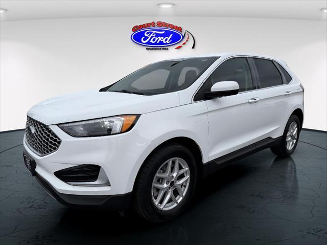 used 2024 Ford Edge car, priced at $30,990