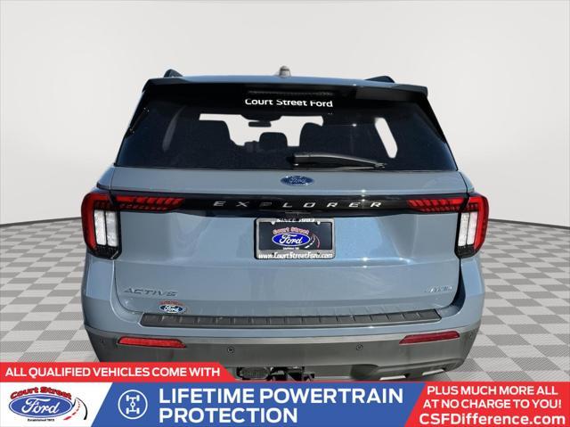 new 2025 Ford Explorer car, priced at $40,881