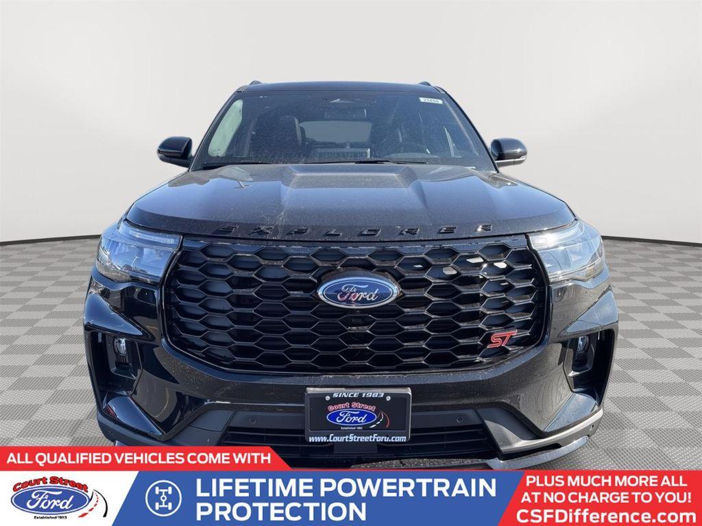 new 2025 Ford Explorer car, priced at $59,884