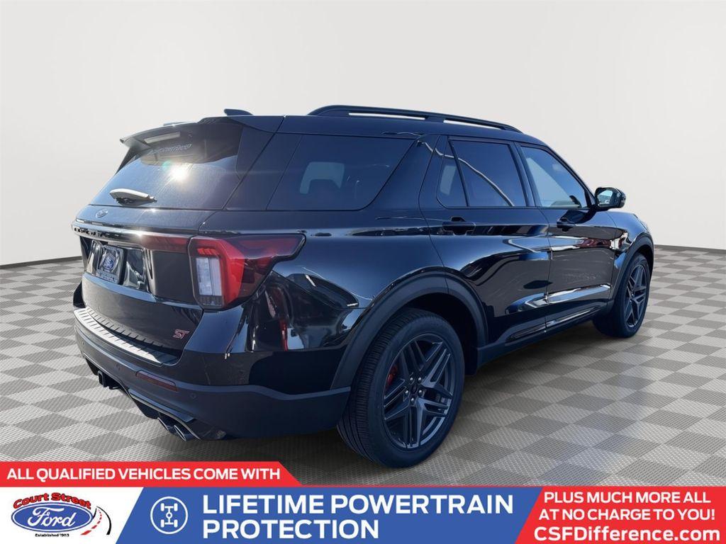 new 2025 Ford Explorer car, priced at $59,884