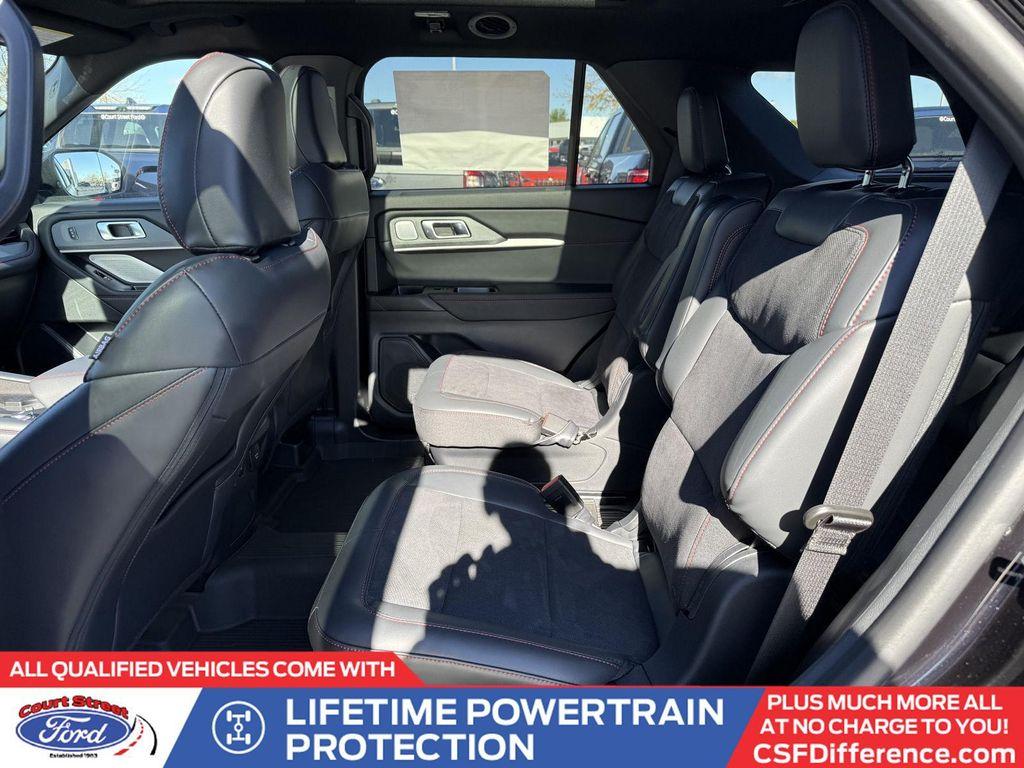 new 2025 Ford Explorer car, priced at $59,884