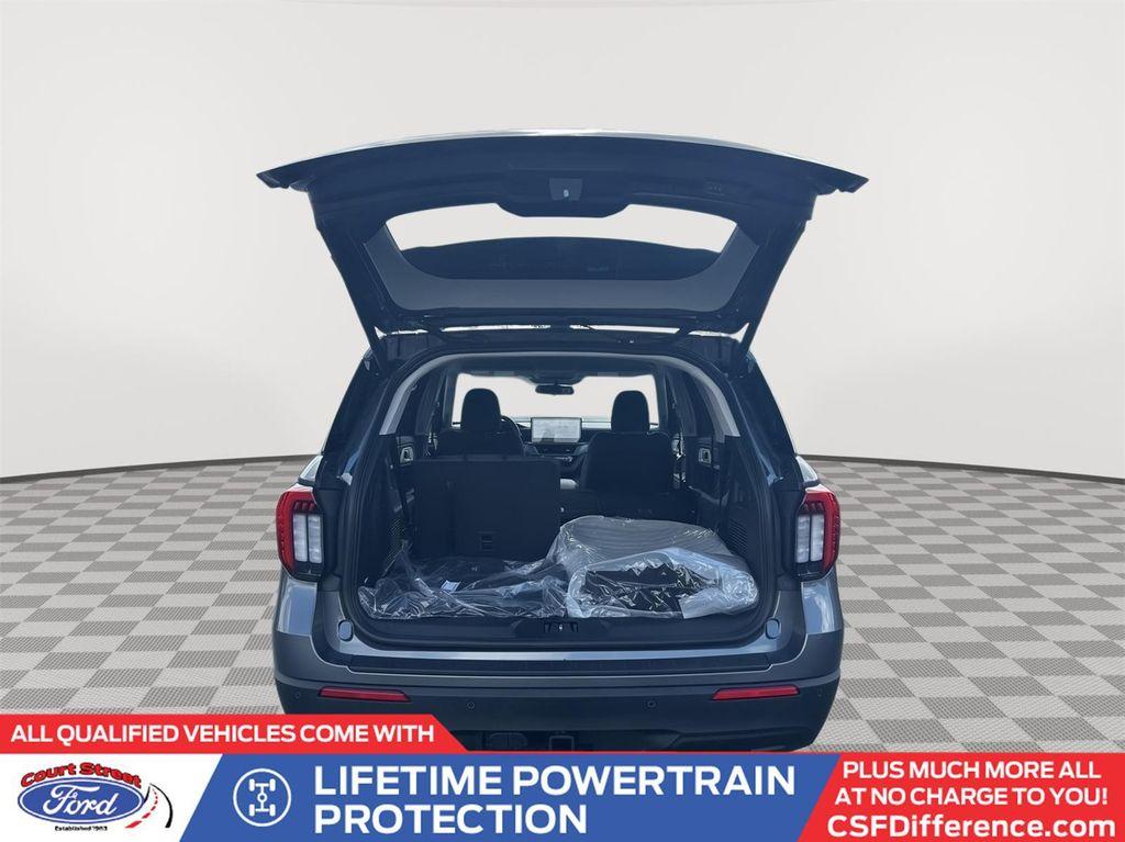 new 2025 Ford Explorer car, priced at $41,450