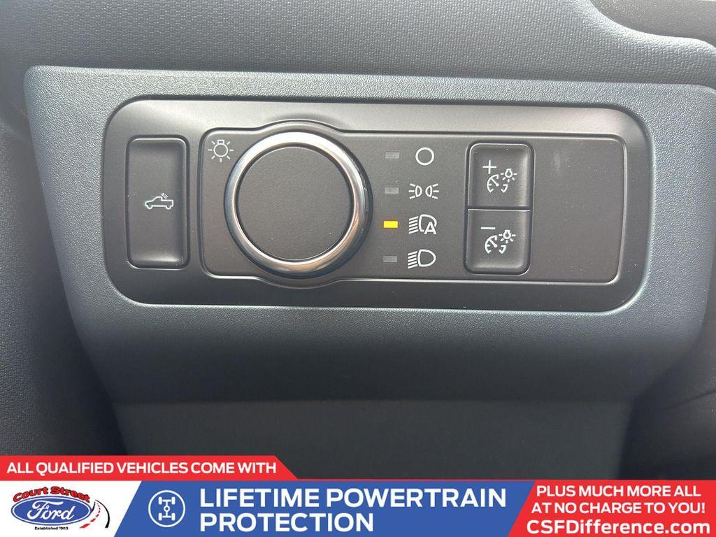 new 2025 Ford Maverick car, priced at $32,707