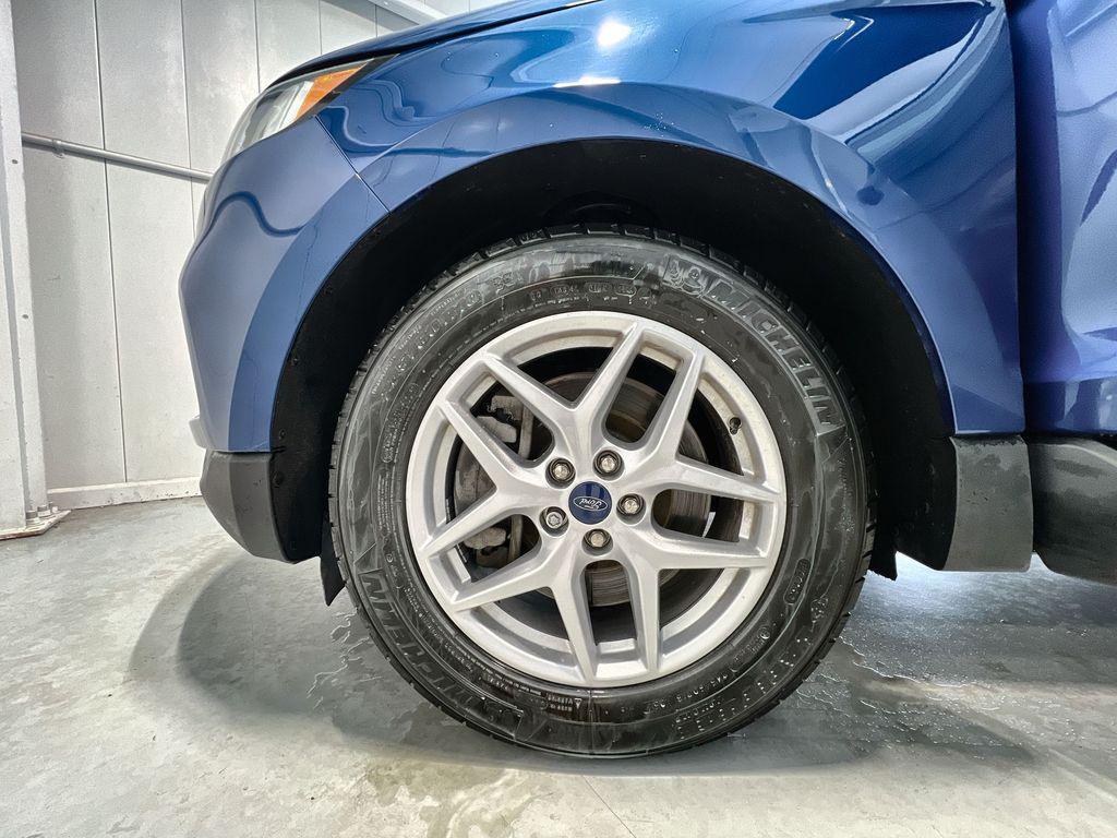 used 2022 Ford Edge car, priced at $28,560