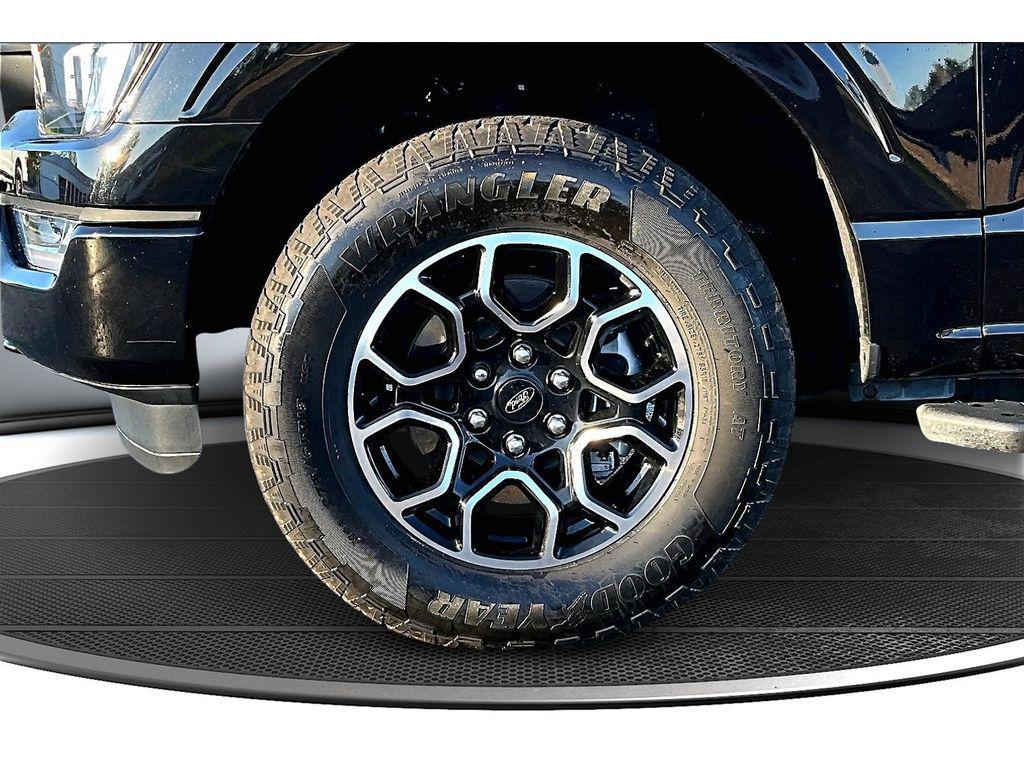 used 2022 Ford F-150 car, priced at $39,099