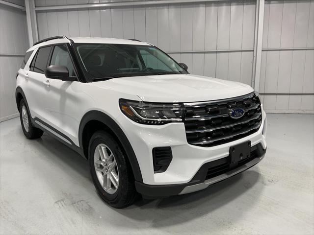 new 2025 Ford Explorer car, priced at $41,950