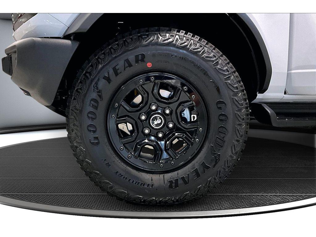 new 2025 Ford Bronco car, priced at $60,980