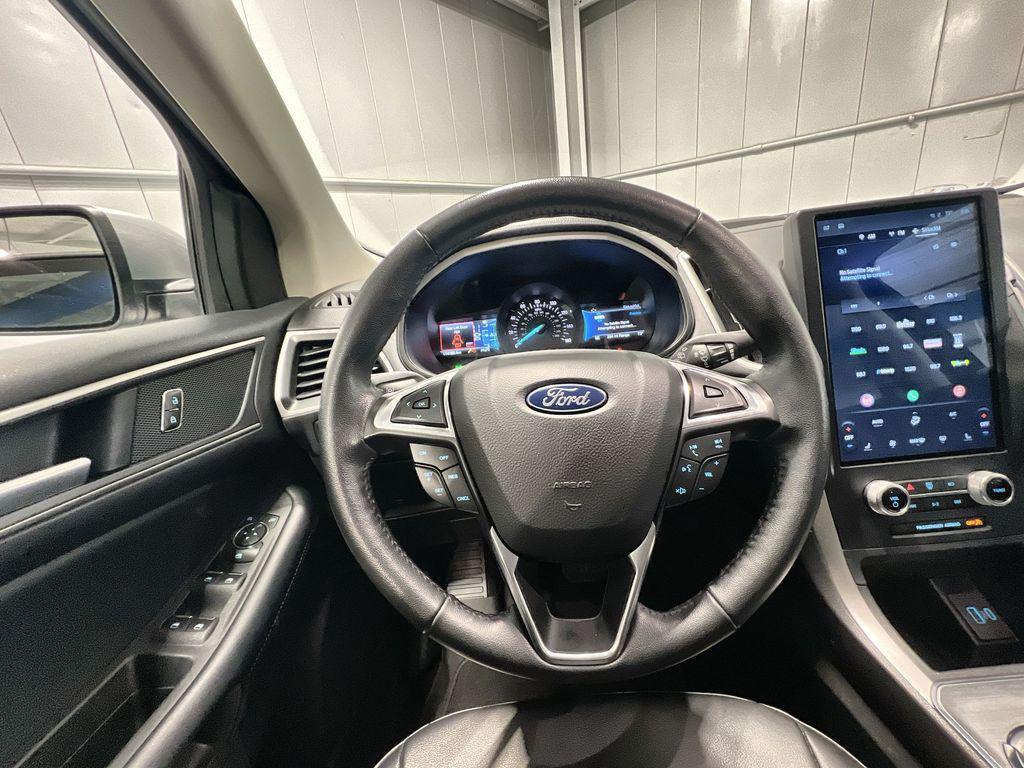 used 2022 Ford Edge car, priced at $28,484