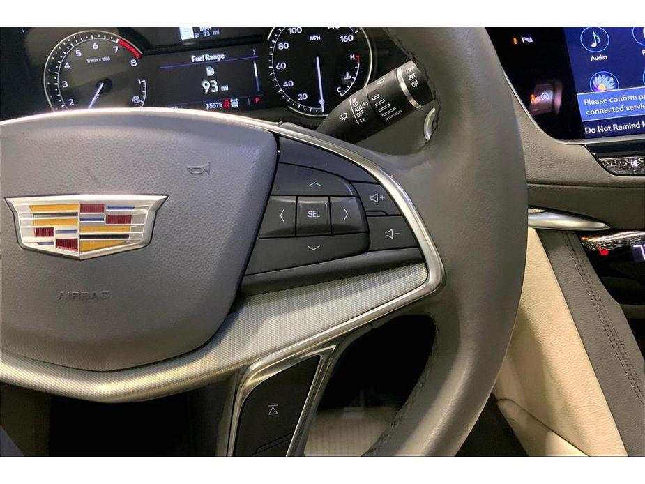 used 2021 Cadillac XT5 car, priced at $31,799