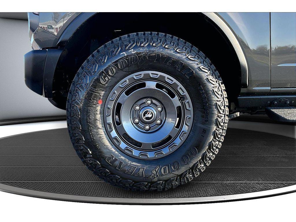 new 2025 Ford Bronco car, priced at $60,476