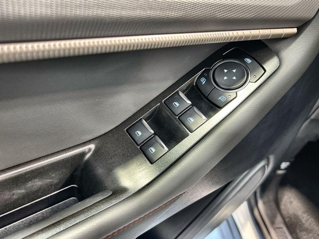 new 2025 Ford Explorer car, priced at $46,015