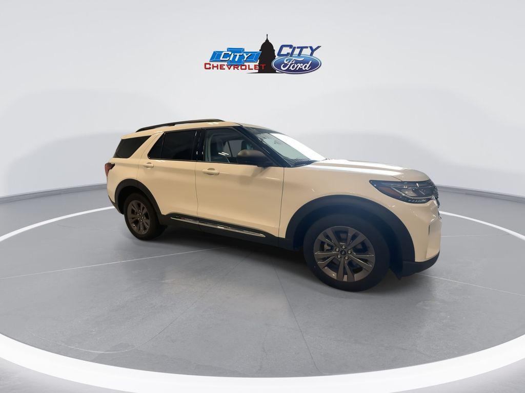 new 2025 Ford Explorer car, priced at $46,015