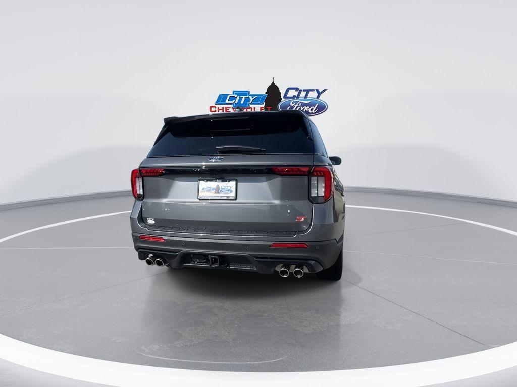 new 2025 Ford Explorer car, priced at $57,376