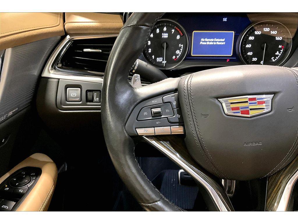 used 2024 Cadillac XT6 car, priced at $48,249