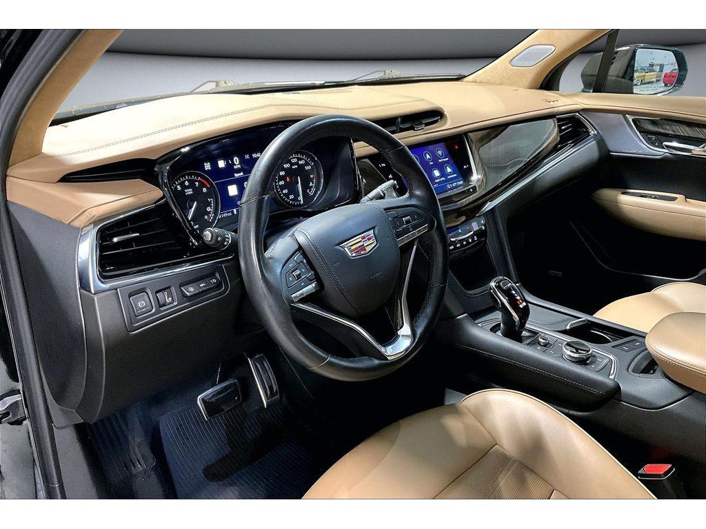 used 2024 Cadillac XT6 car, priced at $48,249