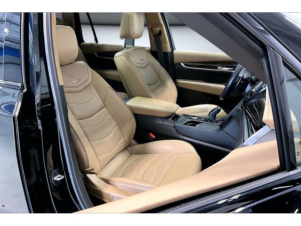 used 2024 Cadillac XT6 car, priced at $48,249