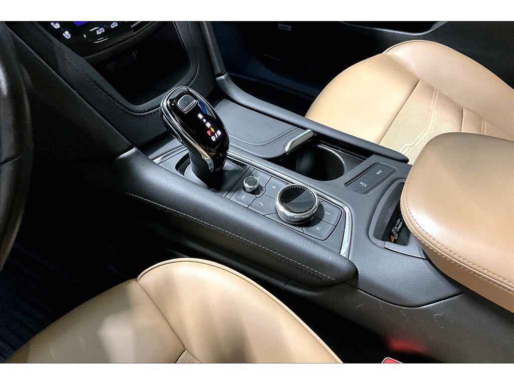 used 2024 Cadillac XT6 car, priced at $48,249