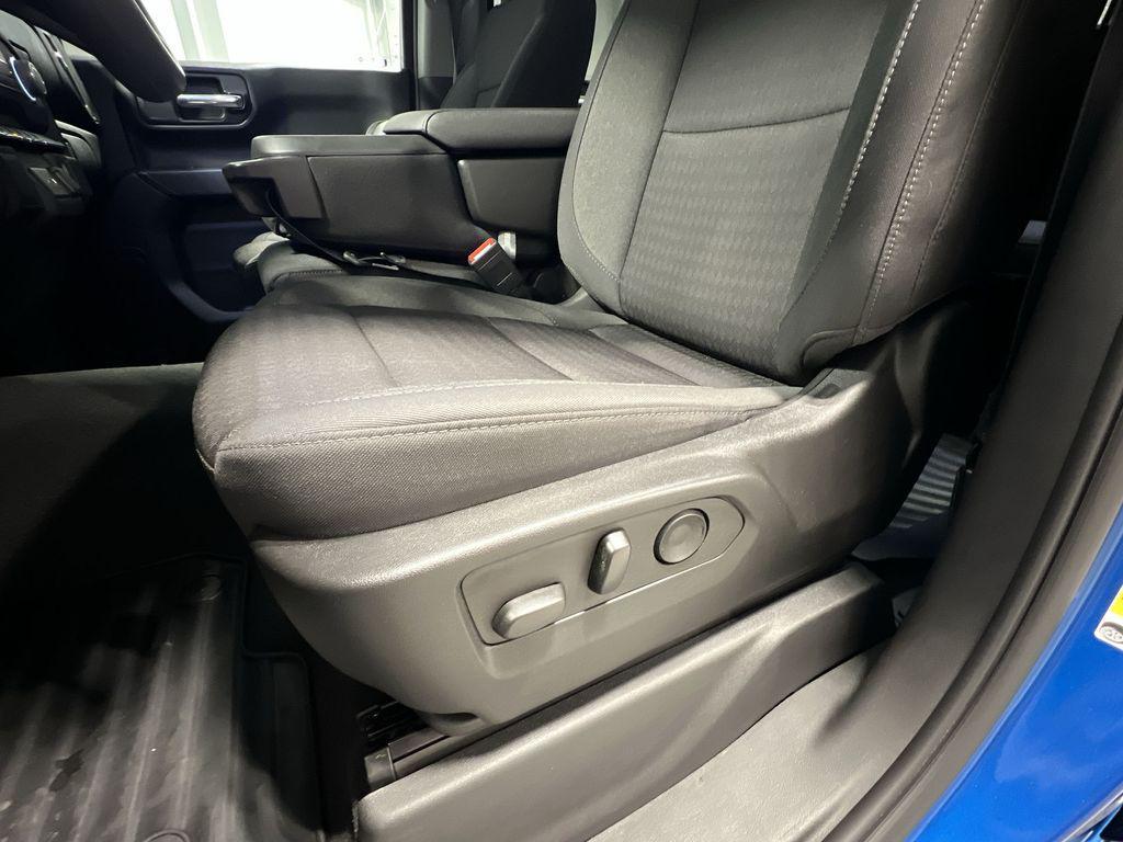 used 2022 Chevrolet Silverado 1500 car, priced at $35,292