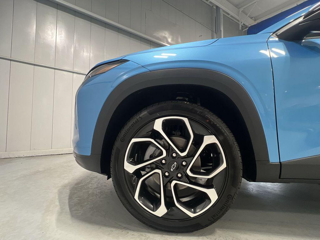 new 2025 Chevrolet Trax car, priced at $27,980