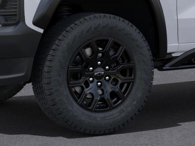 new 2025 Chevrolet Colorado car, priced at $43,628