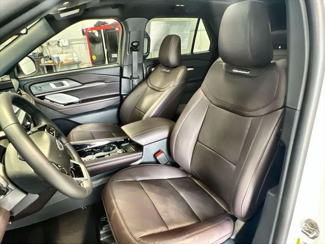 new 2025 Ford Explorer car, priced at $50,771