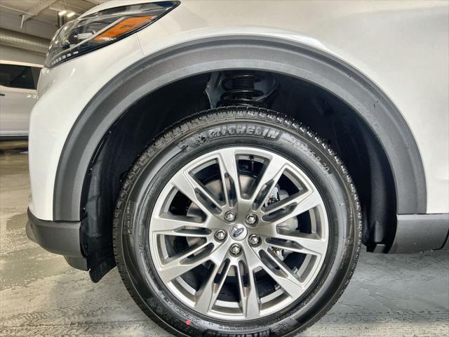 new 2025 Ford Explorer car, priced at $50,771