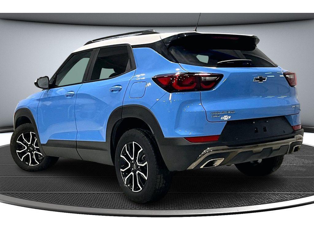 used 2024 Chevrolet TrailBlazer car, priced at $27,468