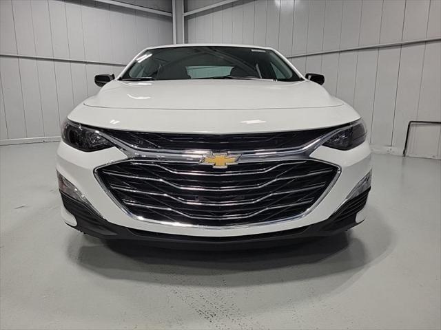 new 2025 Chevrolet Malibu car, priced at $24,500