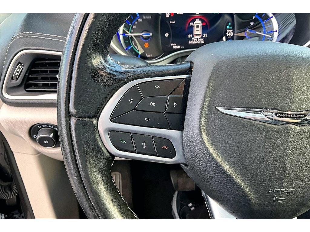 used 2022 Chrysler Pacifica Hybrid car, priced at $21,186