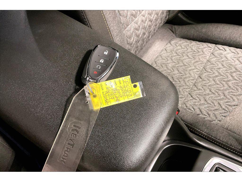 used 2022 Chevrolet Equinox car, priced at $23,894