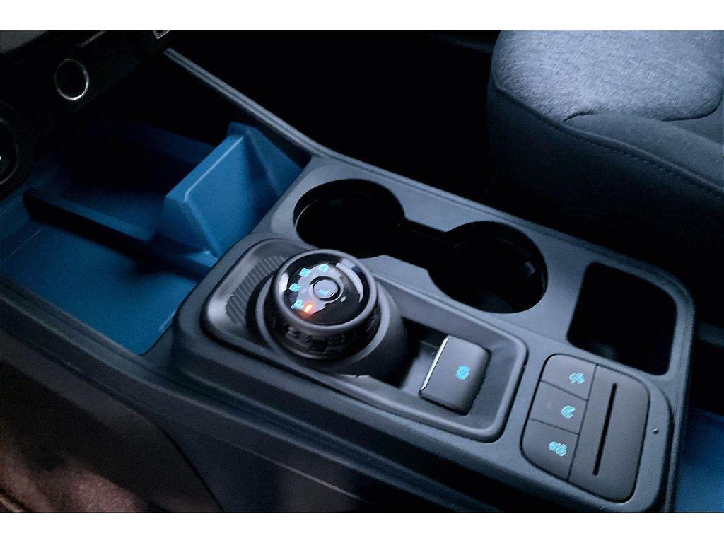 new 2025 Ford Maverick car, priced at $35,002