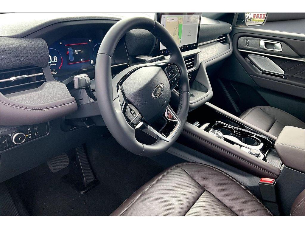 new 2025 Ford Explorer car, priced at $57,032