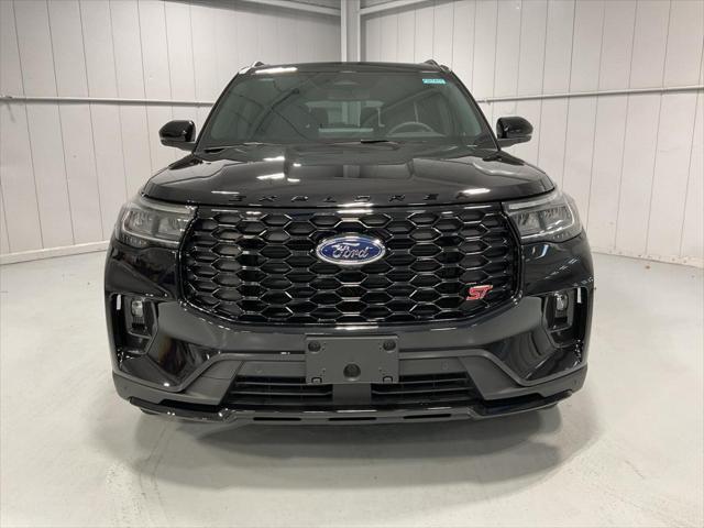 new 2025 Ford Explorer car, priced at $60,995