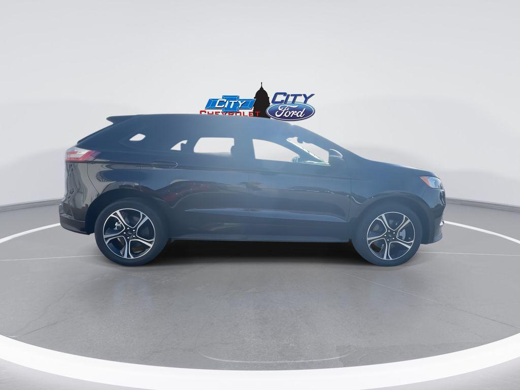 used 2024 Ford Edge car, priced at $35,599
