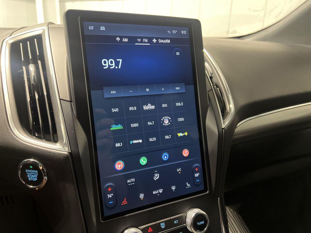 used 2024 Ford Edge car, priced at $35,599