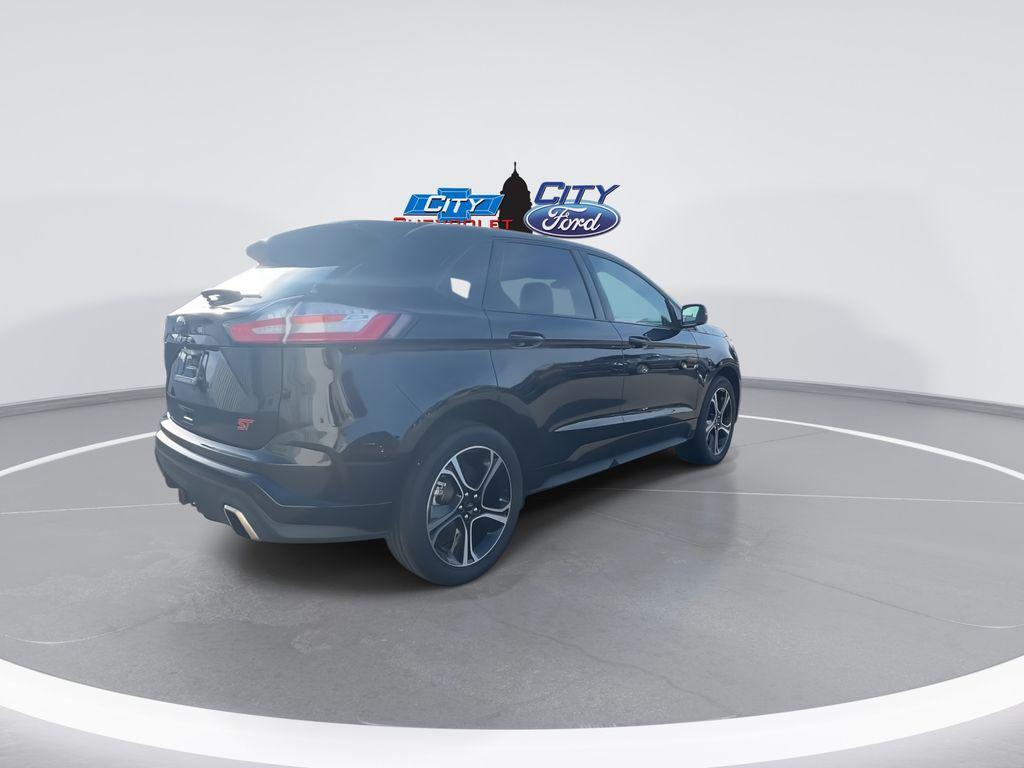 used 2024 Ford Edge car, priced at $35,599