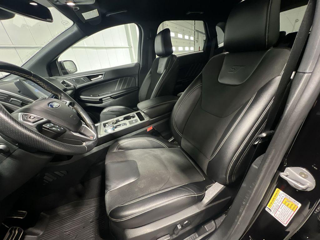 used 2024 Ford Edge car, priced at $35,599