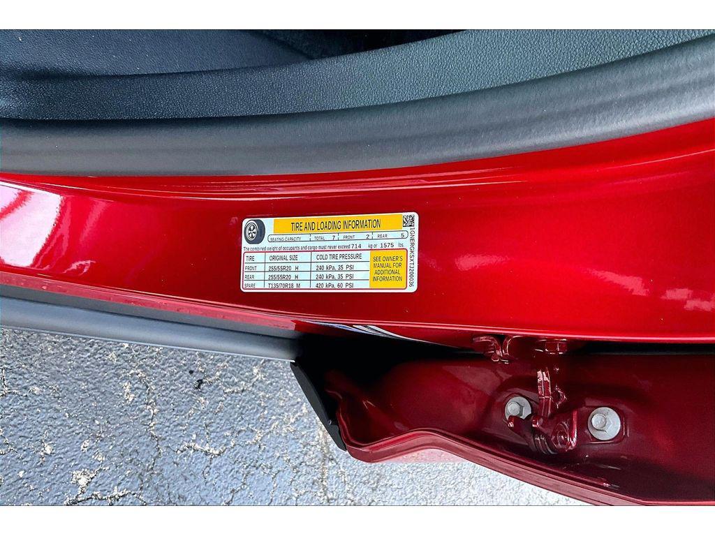 new 2026 Chevrolet Traverse car, priced at $46,899