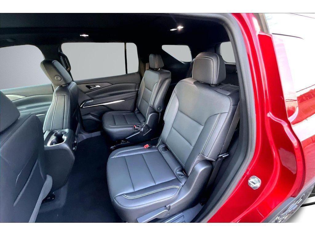 new 2026 Chevrolet Traverse car, priced at $46,899